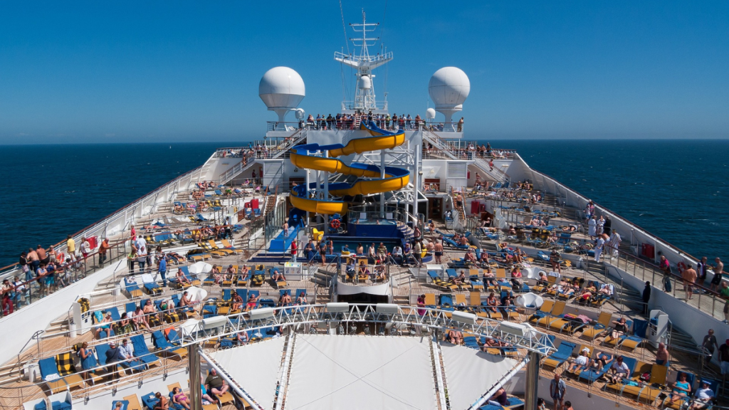 What to Pack For a Cruise in 2025 – Top 55 Cruise Essentials